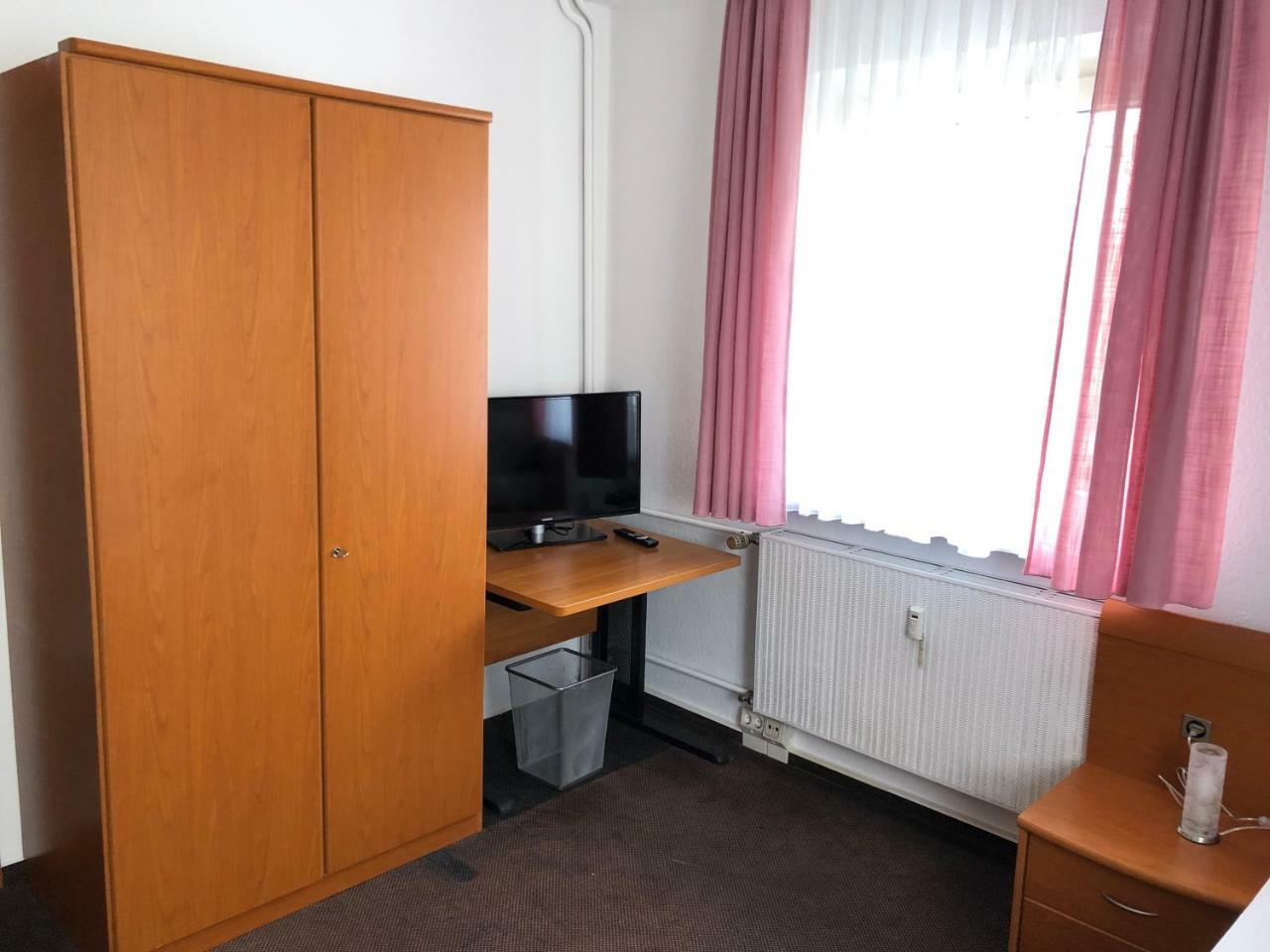 Hotel Mivano Lehrte Zewnętrze zdjęcie