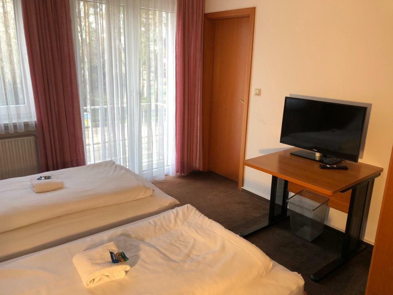 Hotel Mivano Lehrte Zewnętrze zdjęcie